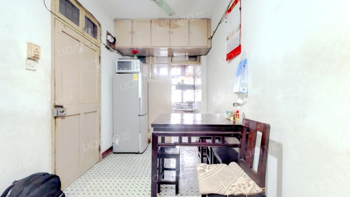 东四亩田散盘二手房实景图