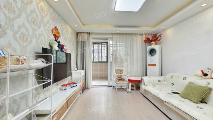 金鹤新城双佳翠庭二手房实景图