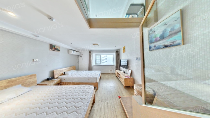 中铁青岛世界博览城二手房实景图