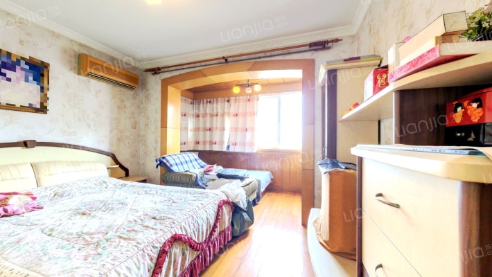 虹桥向日葵公寓二手房实景图