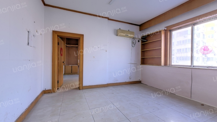 波奥大厦二手房实景图