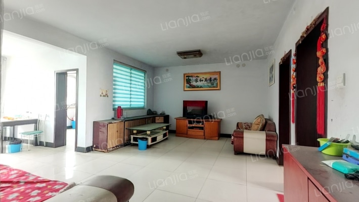 忆馨佳苑二手房实景图