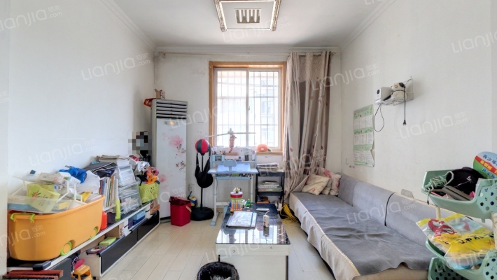 周洼新村二手房实景图