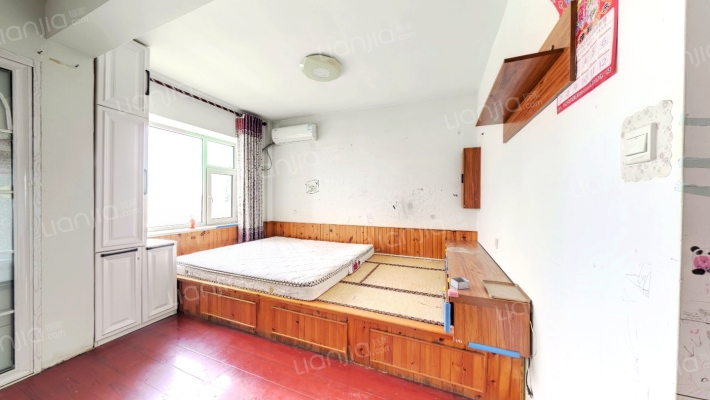 德意名典东区二手房实景图