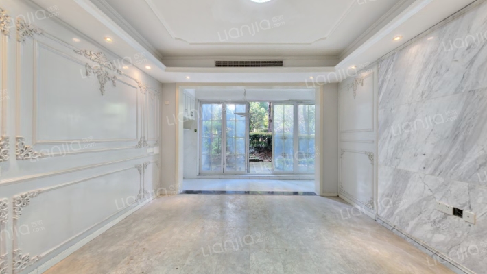 中大长江紫都六期二手房实景图