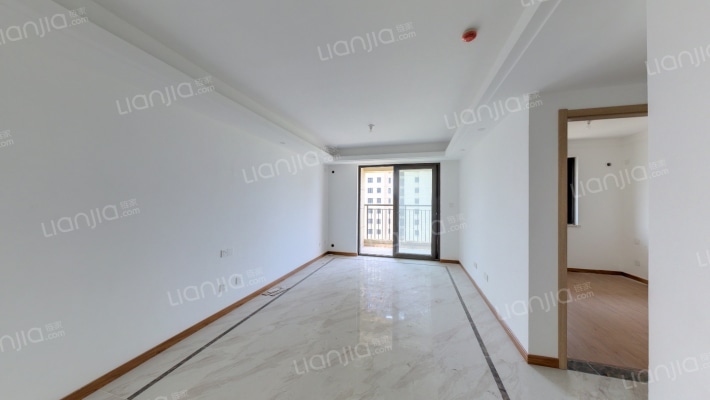 杰海苑二手房实景图