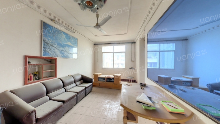 江夏农机局宿舍楼二手房实景图