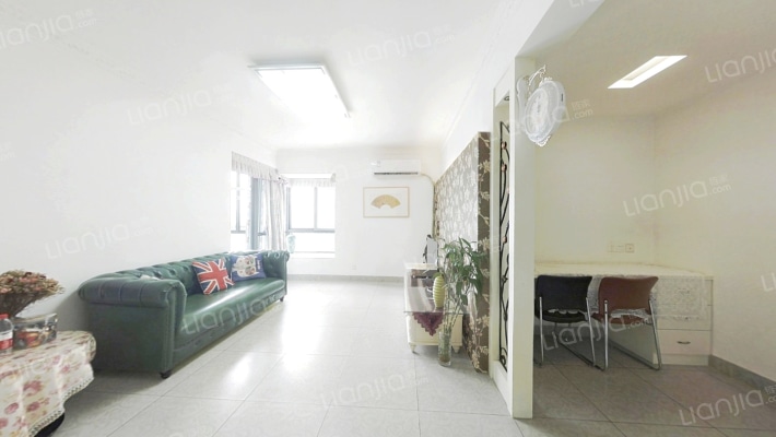 水岸都市二手房实景图