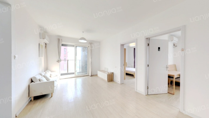 路劲上海派君悦华庭二手房实景图