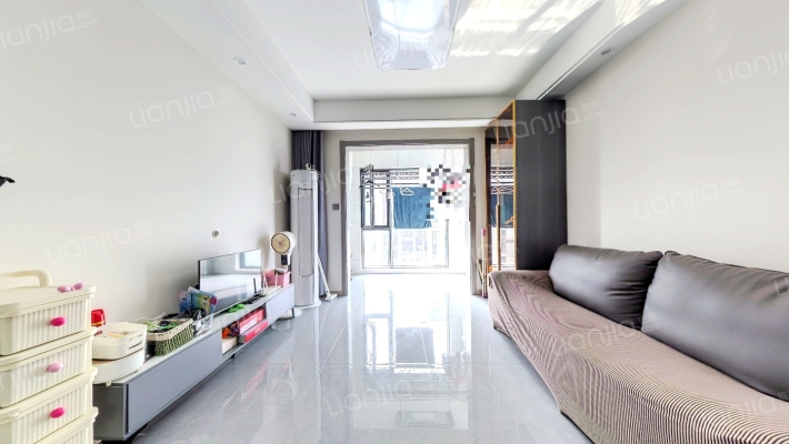 世茂石湖湾二手房实景图