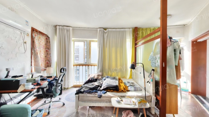 银色港湾公寓二手房实景图