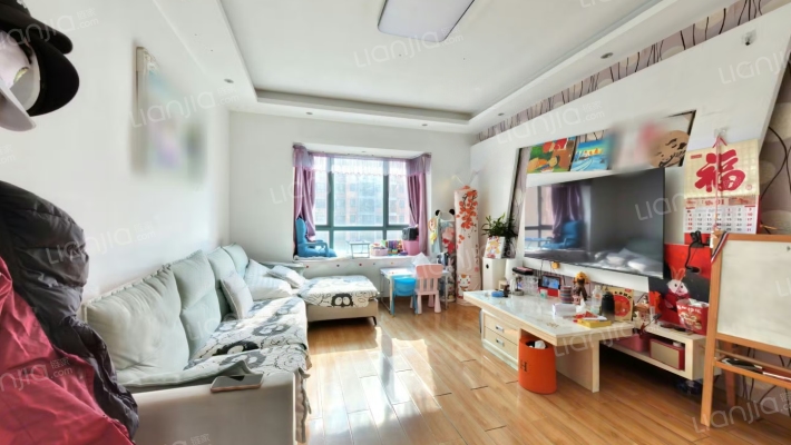 武铁佳苑东区二手房实景图