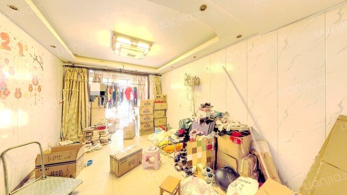 虹梅佳苑二手房实景图