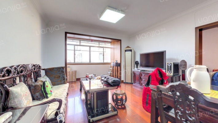 万峰小区二手房实景图