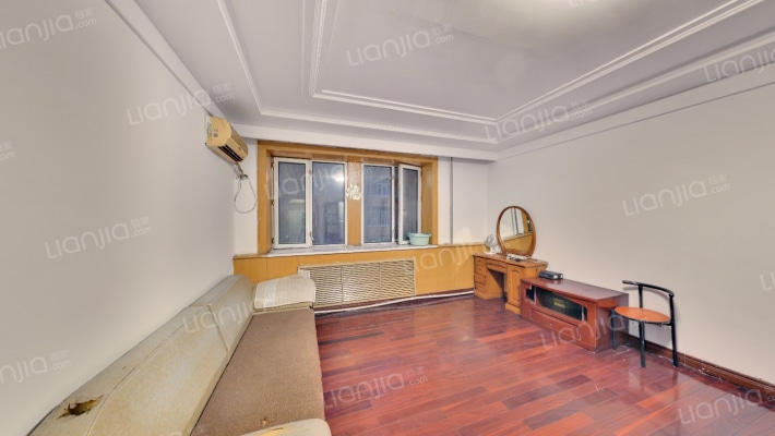 士课街(巴山街)二手房实景图