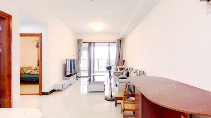 东湖广场湖景公寓二手房实景图