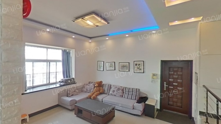 坤泰名居B区二手房实景图