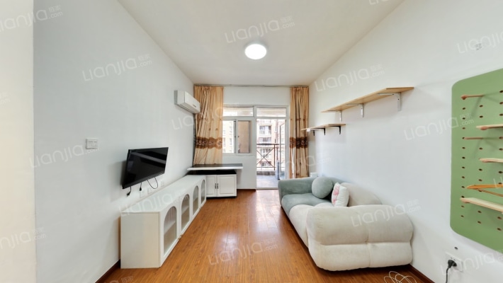 英国小镇蔷薇园二手房实景图