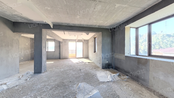 山水锦庭二手房实景图