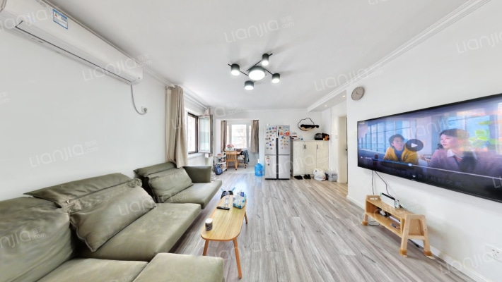 公交党校宿舍二手房实景图