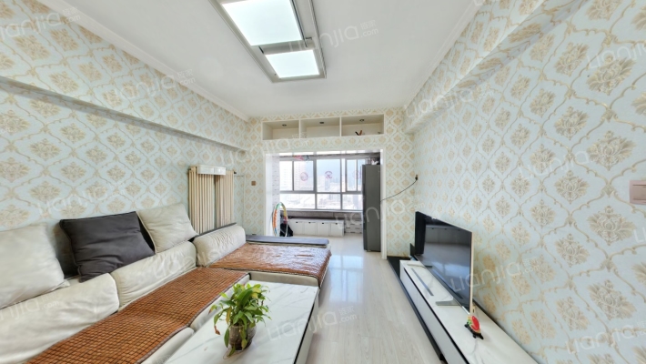 柠檬公寓二手房实景图