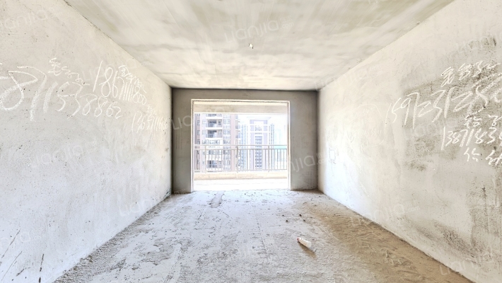 银海龙城二手房实景图