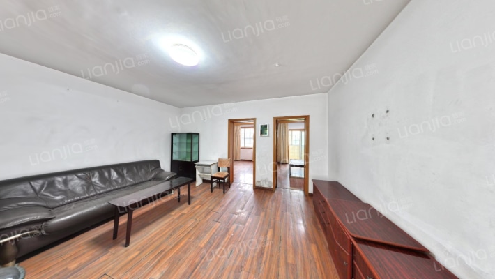 江西客车厂宿舍二手房实景图