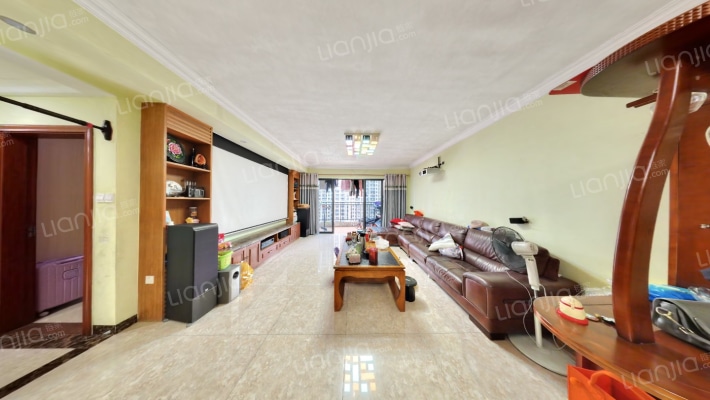 一品中央二手房实景图