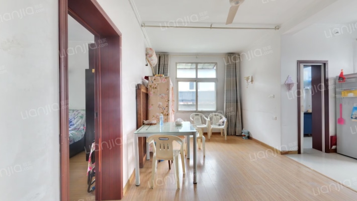 滨江路二手房实景图