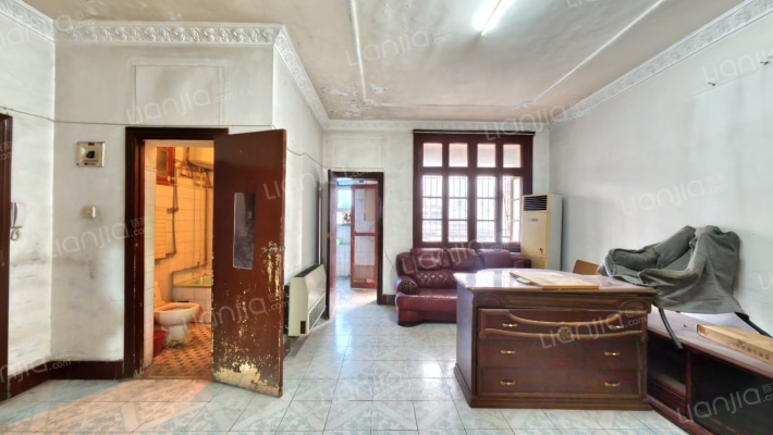 建设社区二手房实景图