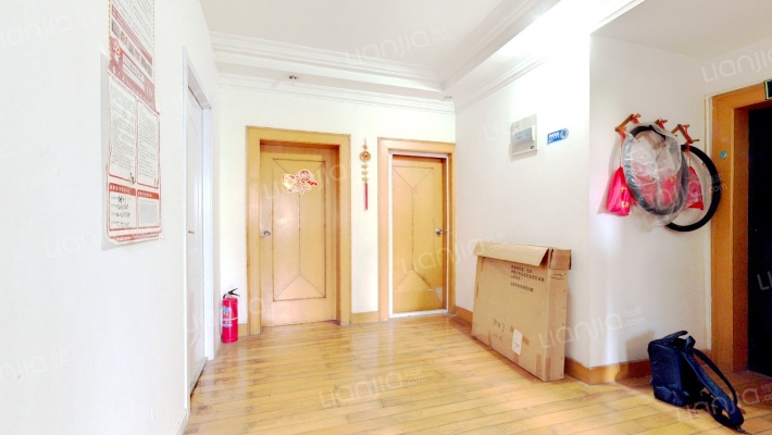 嘉宝花园一期二手房实景图