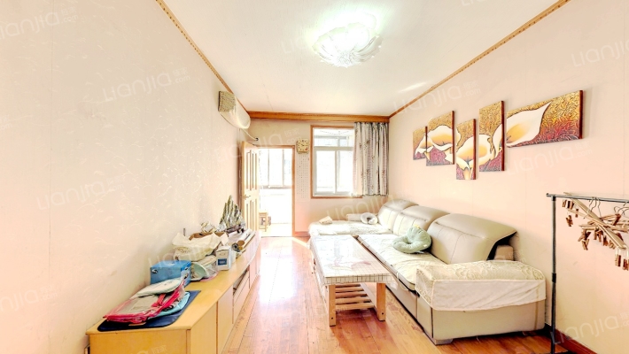 蓝旗新村二手房实景图