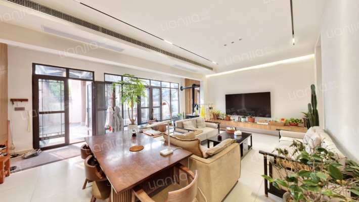 御园二手房实景图