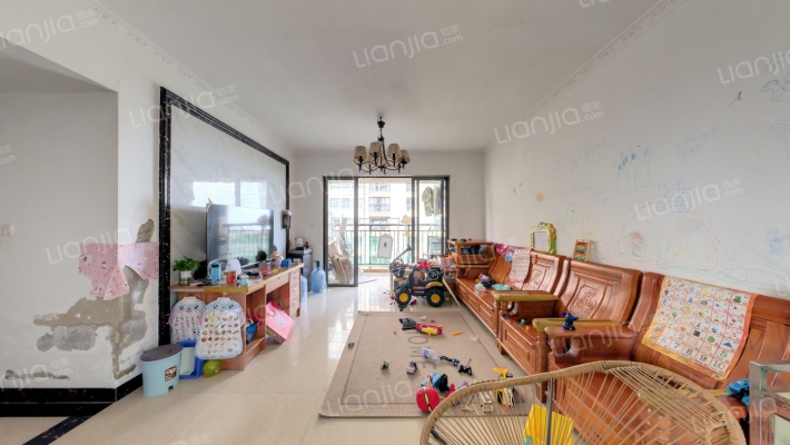 赢天新景二手房实景图