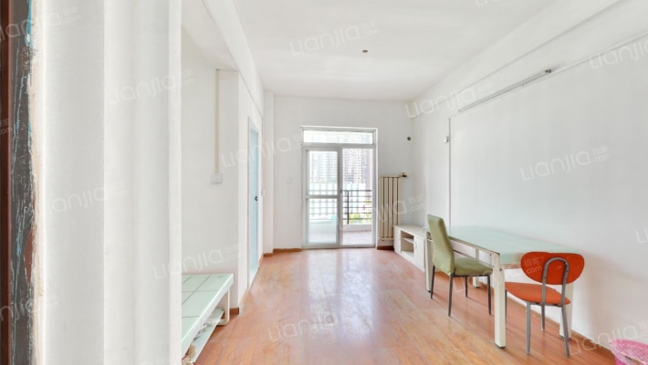 岳家嘴职工住宅小区二手房实景图