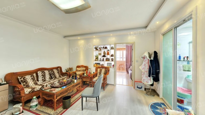 外经委宿舍二手房实景图