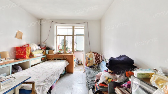 棉毯厂家属院二手房实景图