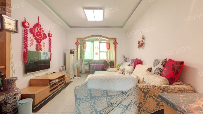 万欣综合楼二手房实景图