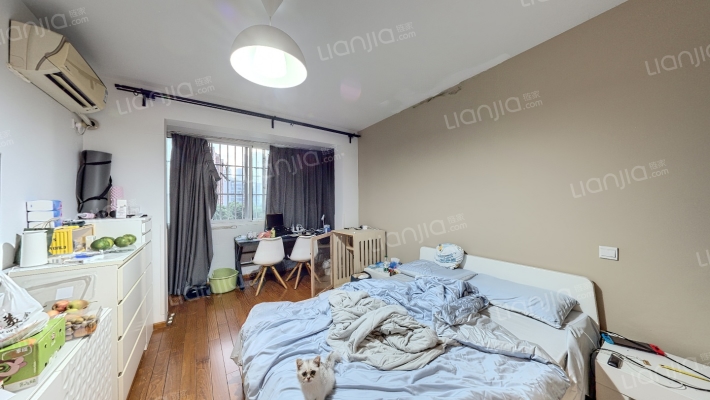 泰兴路624弄二手房实景图