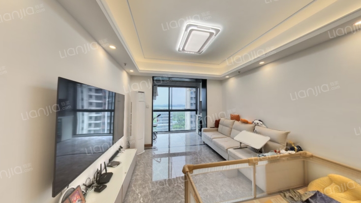 金地中法仟佰汇二手房实景图