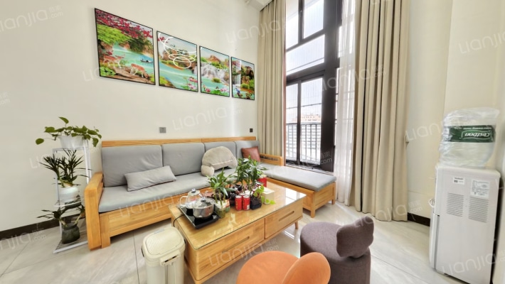 湖景12二手房实景图