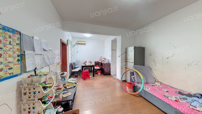 发改委宿舍二手房实景图