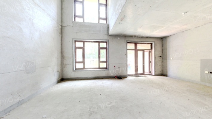 天山熙湖澜岸二手房实景图