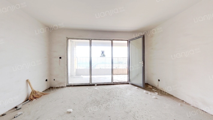 呈通里星河湾二手房实景图