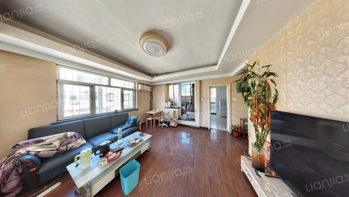 先锋公寓二手房实景图