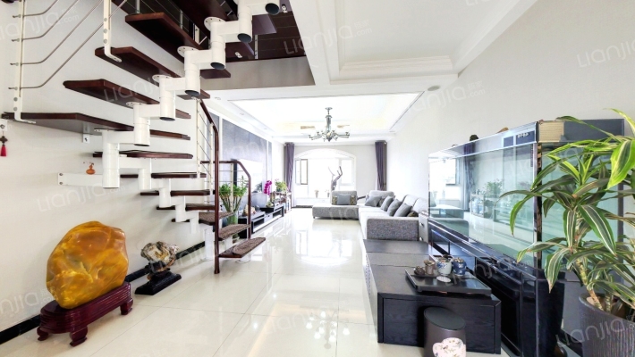 瑞城名座二手房实景图