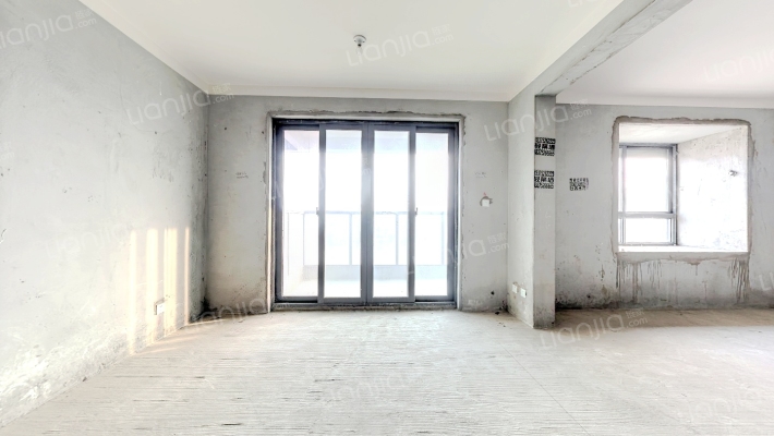 盐海琥珀湾二手房实景图