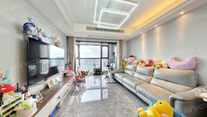 翡翠河滨雅苑二手房实景图