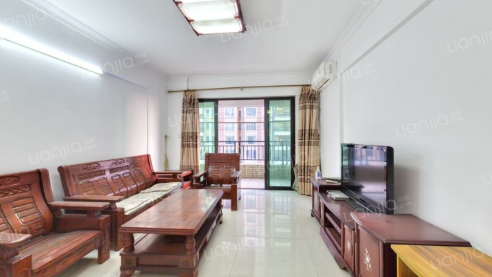 富达苑二手房实景图