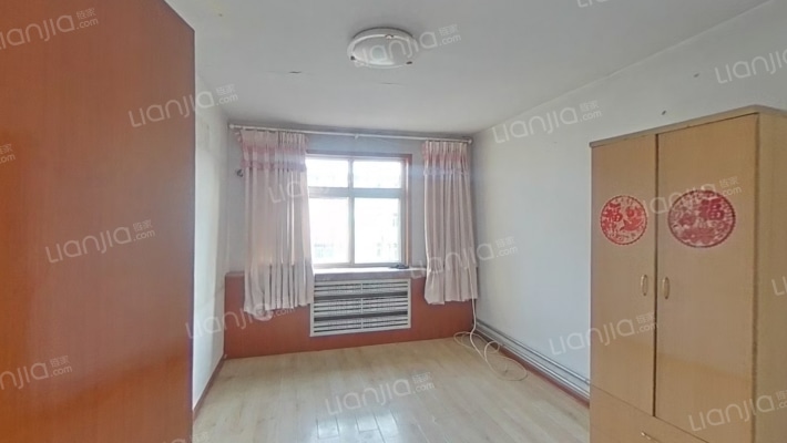 石油公司家属院二手房实景图